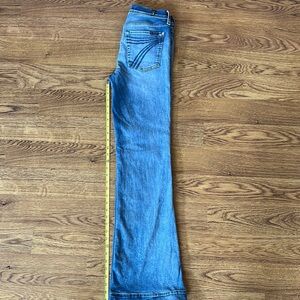Light wash 7FAMK jeans